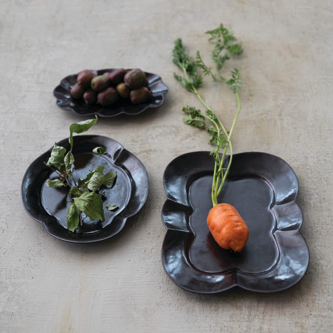 Sienna Scalloped Oval Plate