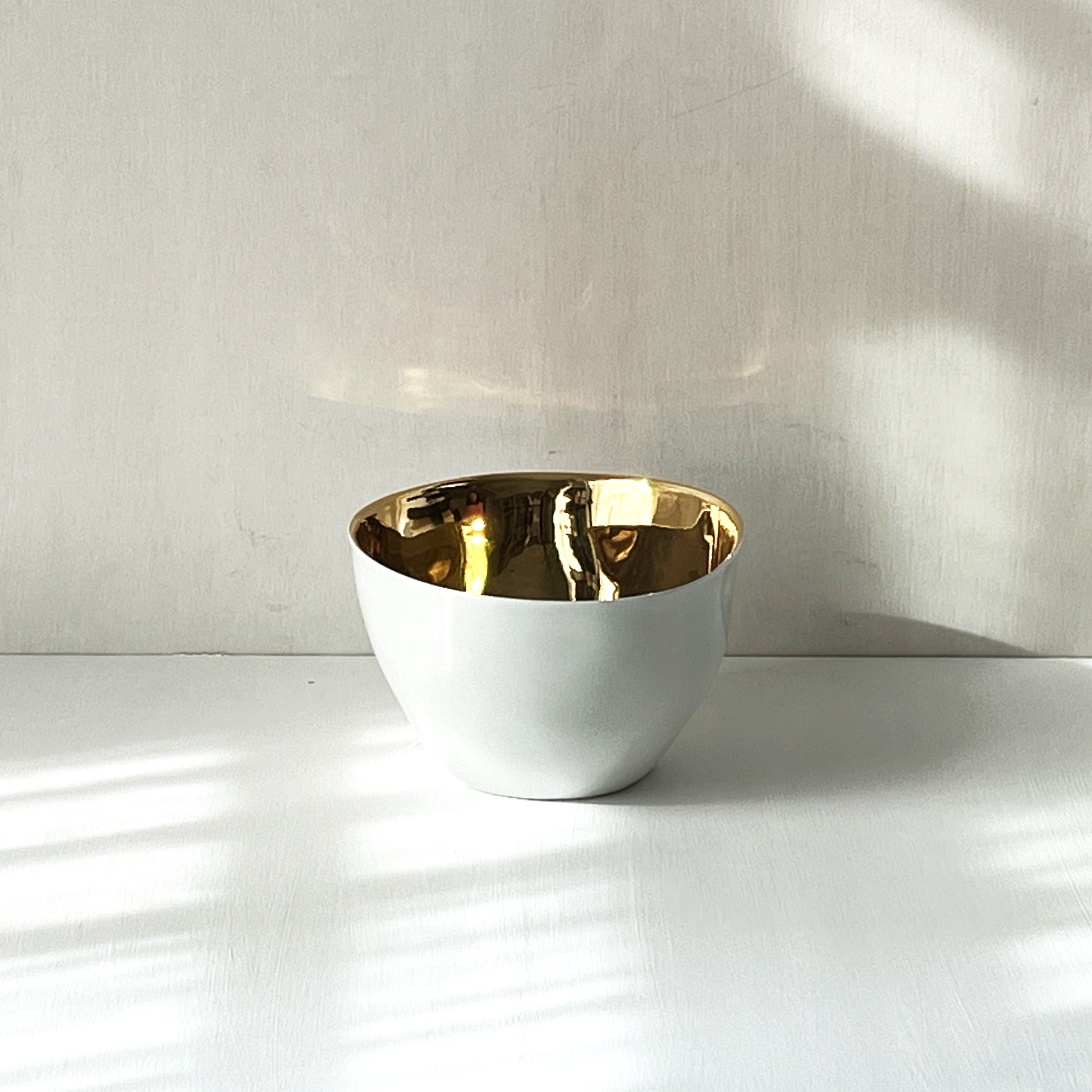 Large Bowl, Gold & Porcelain