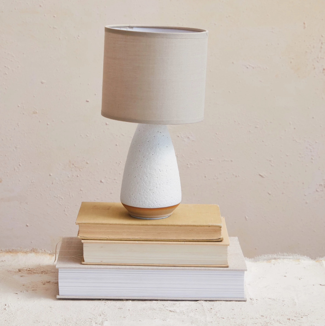 Coarse Stoneware Table Lamp