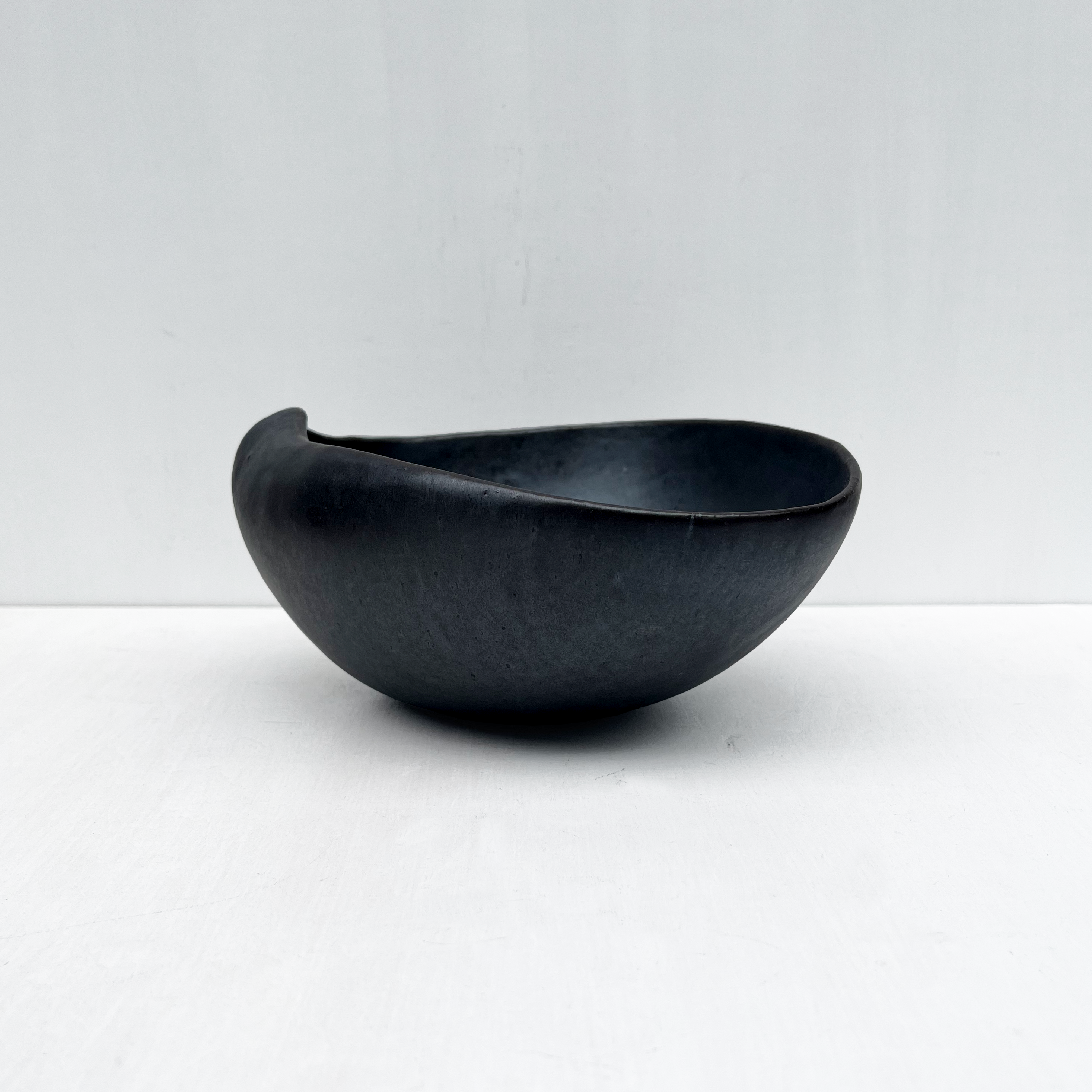 Shell Bowl, Dark Brown