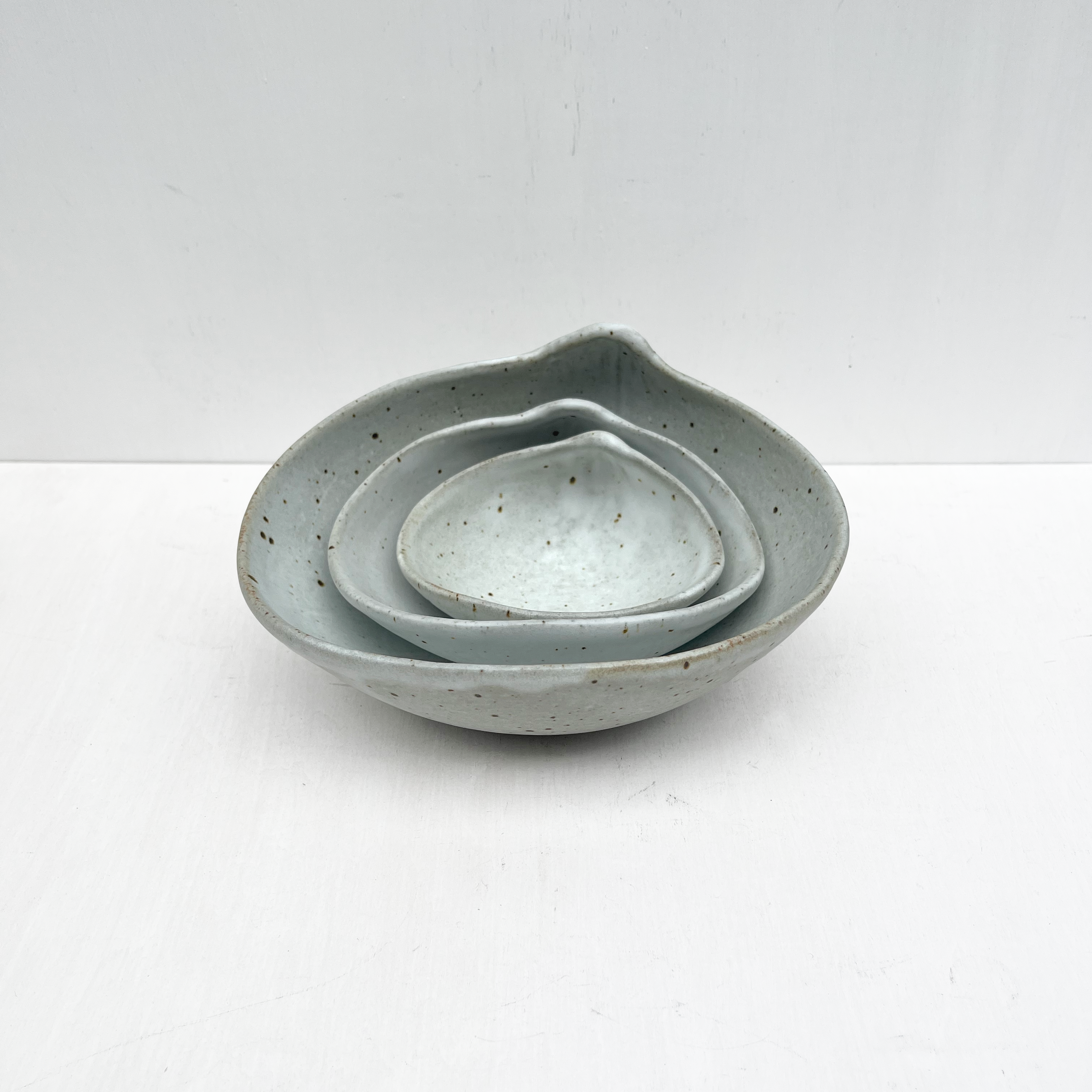 Small White Shell Nesting Bowl, Set of 3