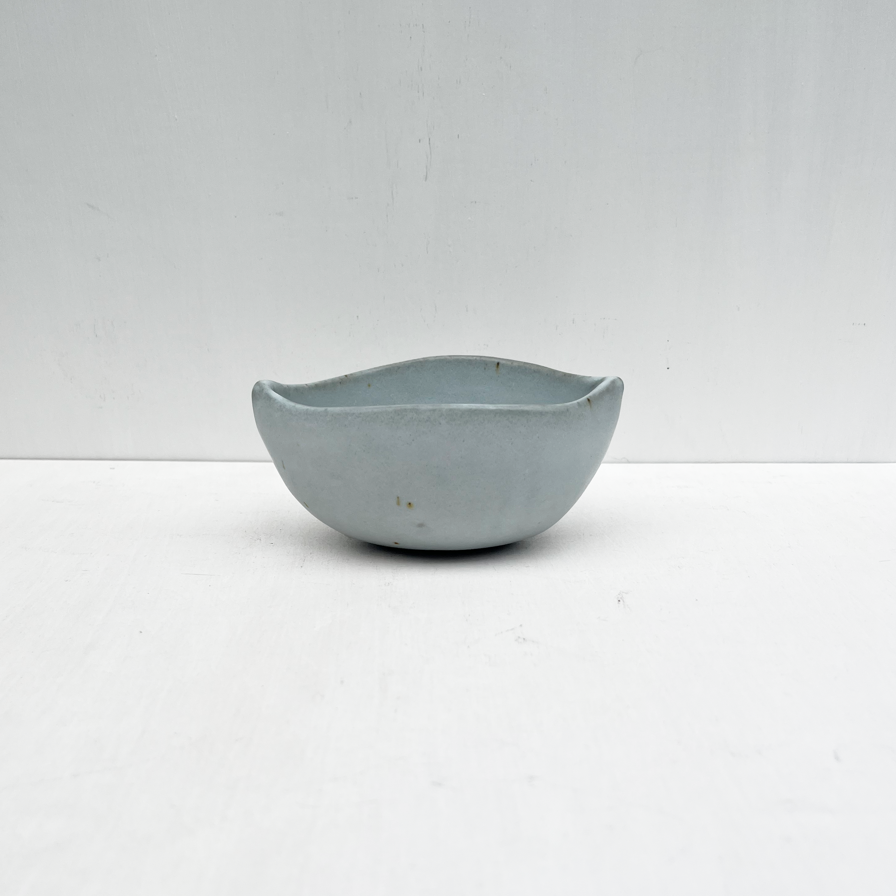 Small Shell Bowl, White
