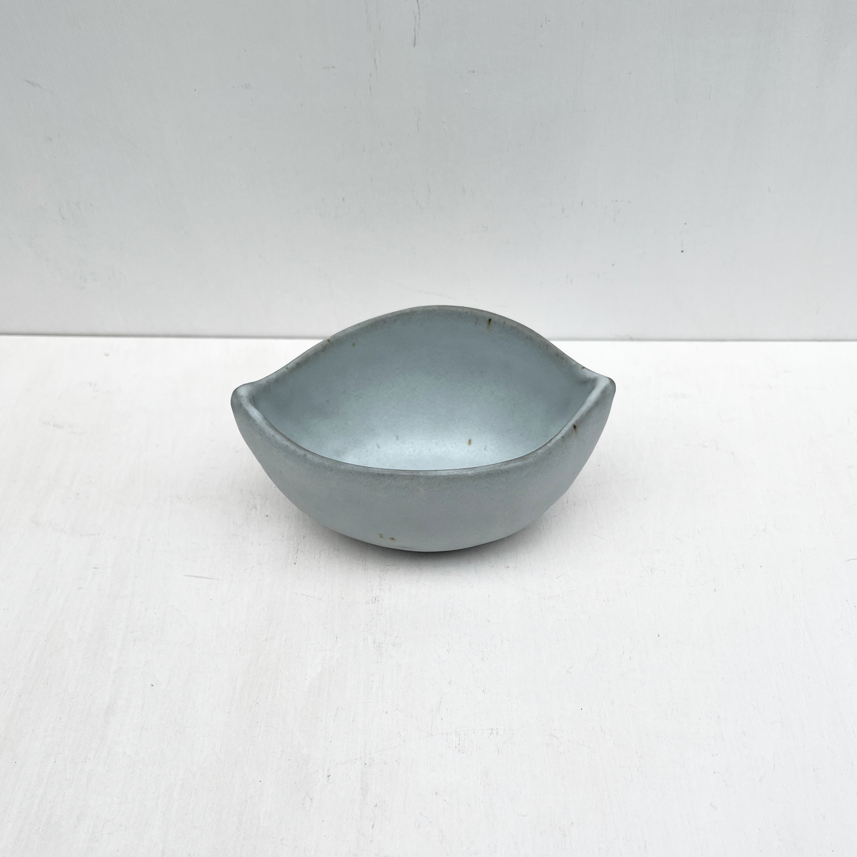 Small Shell Bowl, White