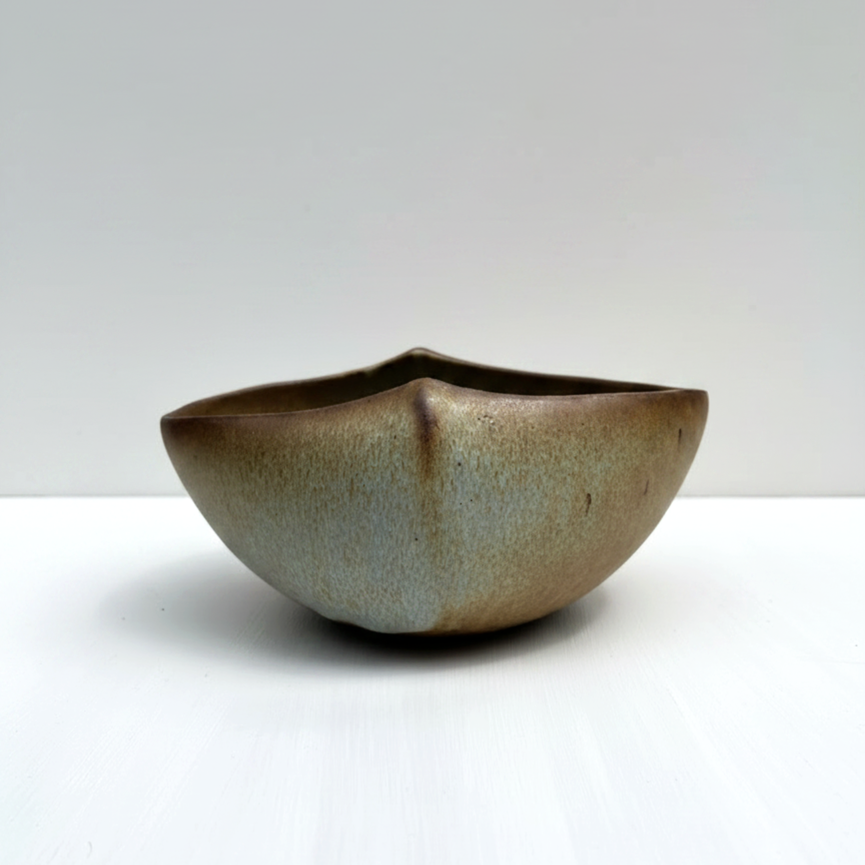 Brown Swirl Wide Bowl, Medium