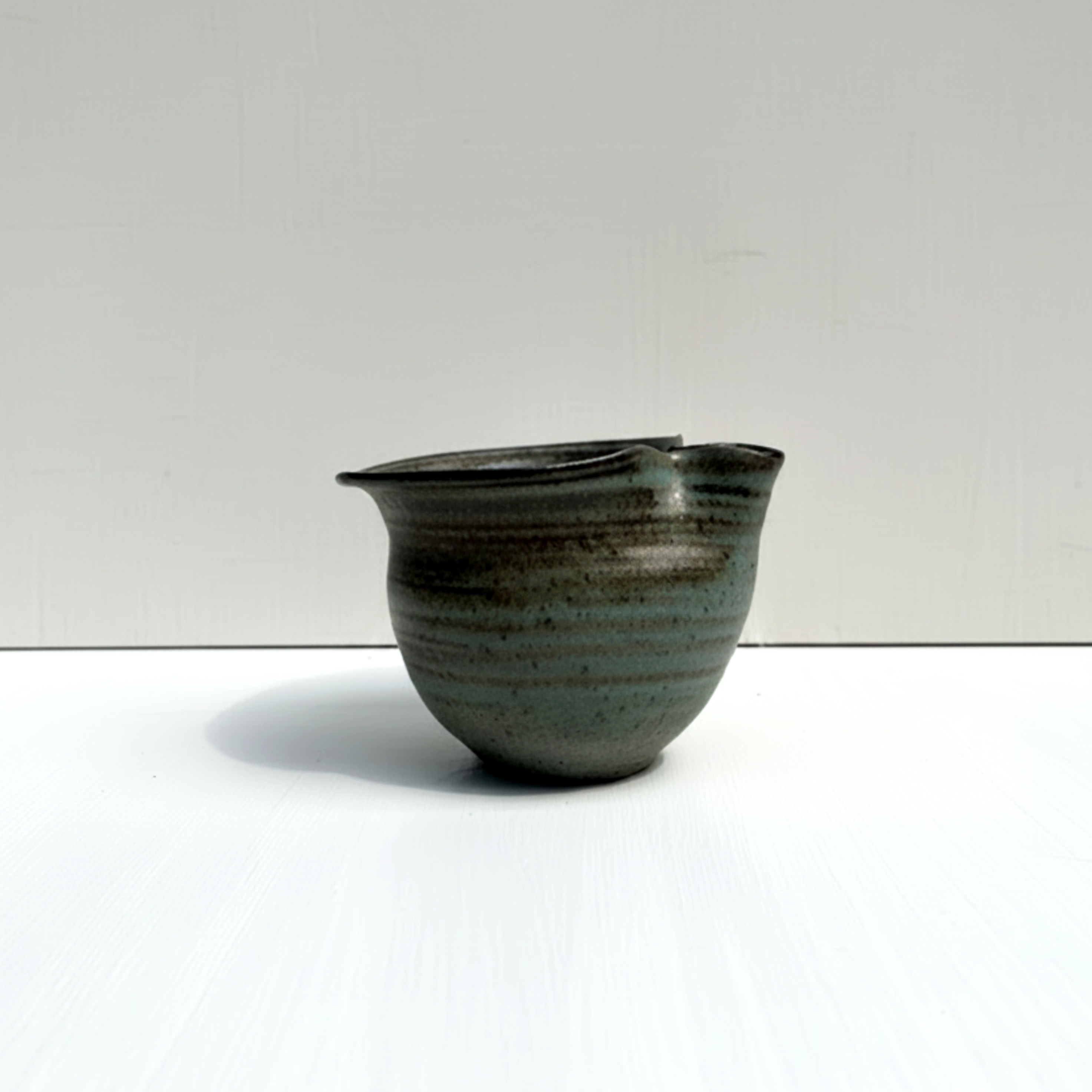 Blue Swirl Matcha Bowl with Spout