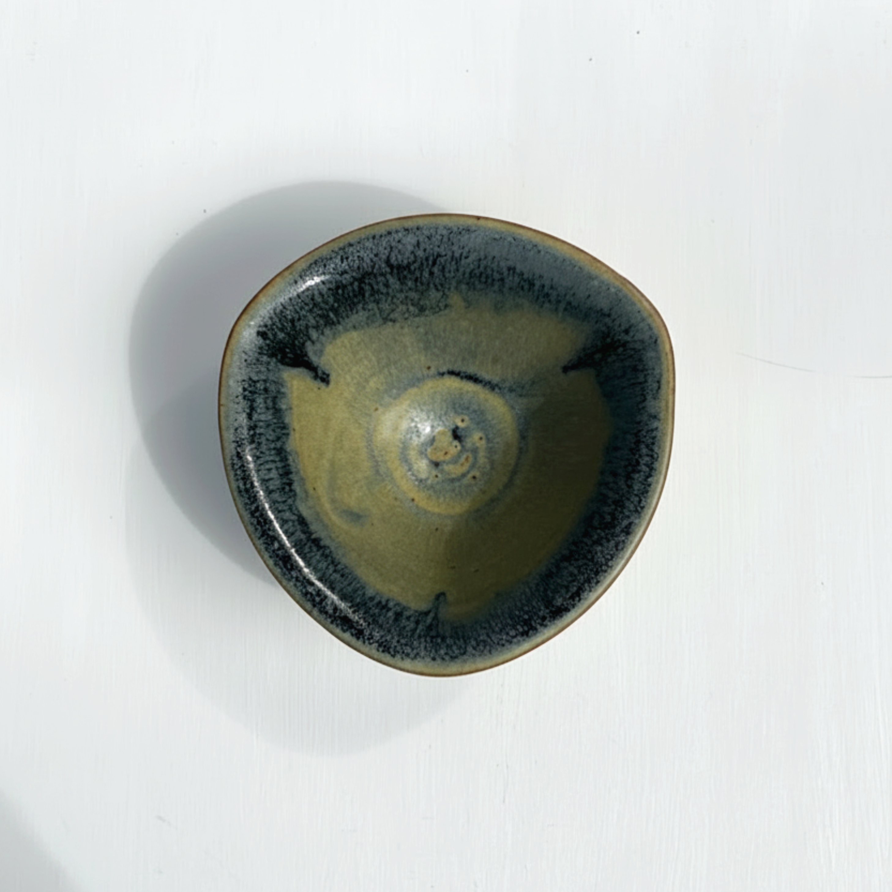 Triangle Ocean Bowl, Medium