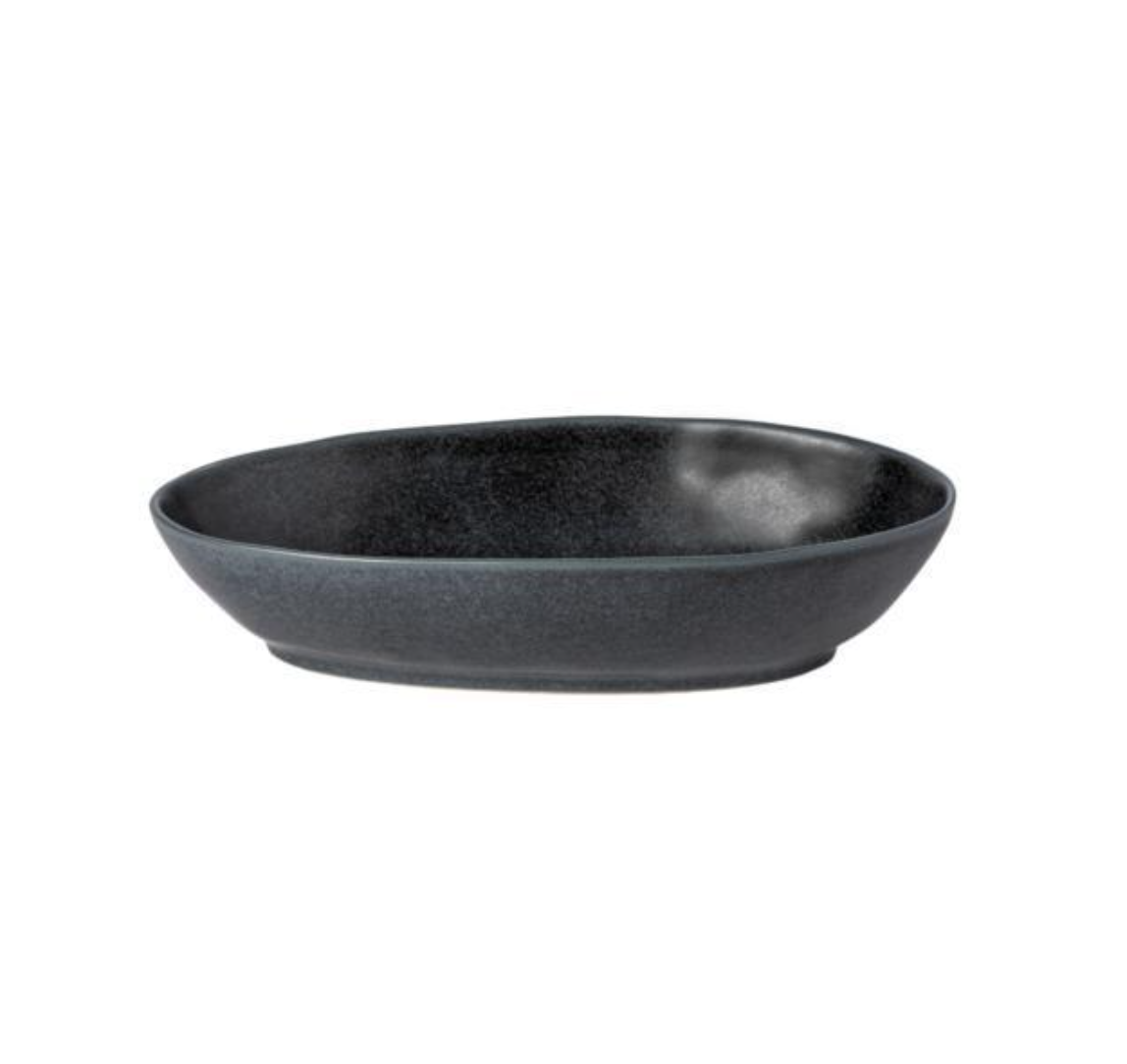 Livia Oval Baker, Black