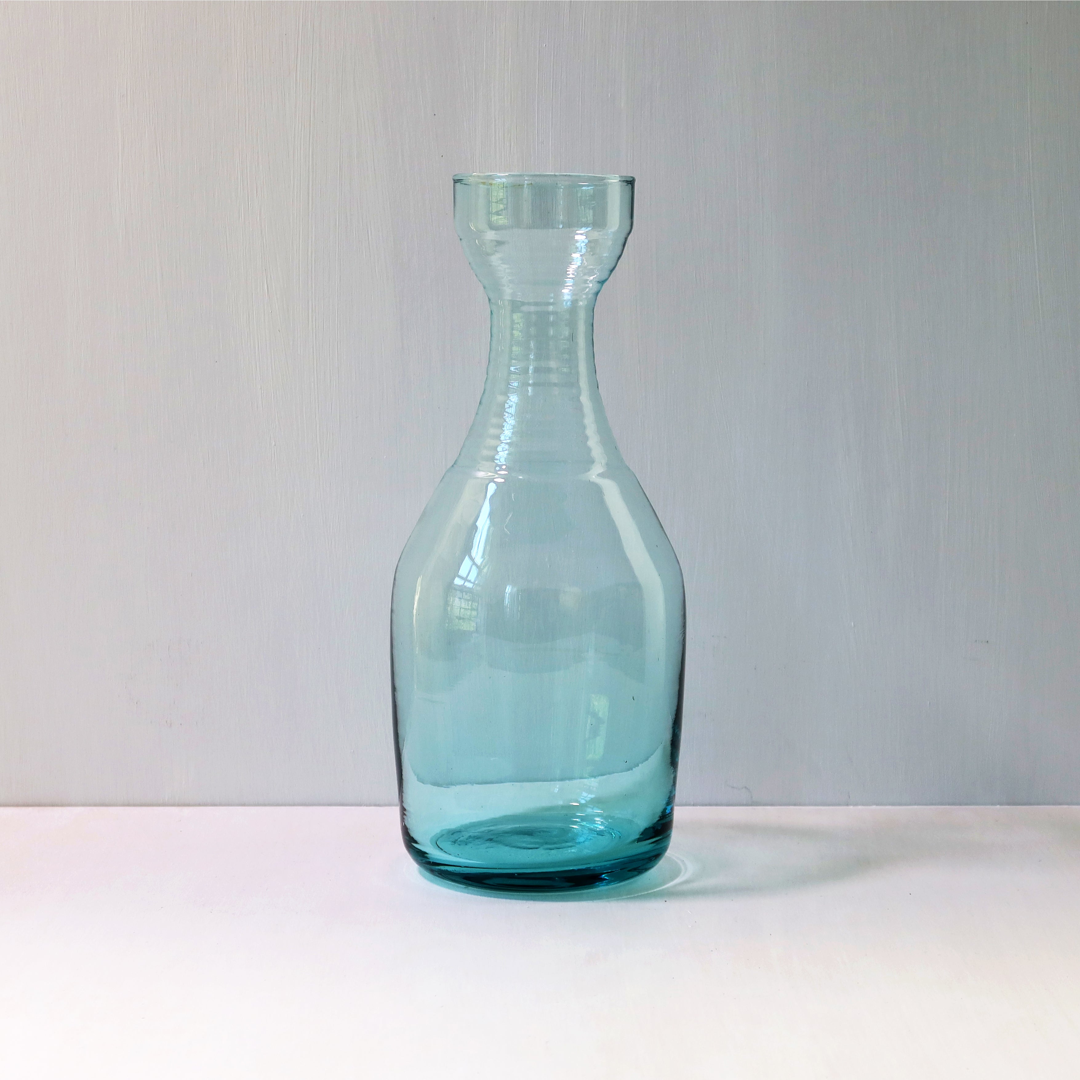 Seeded Round Carafe and Glass Set
