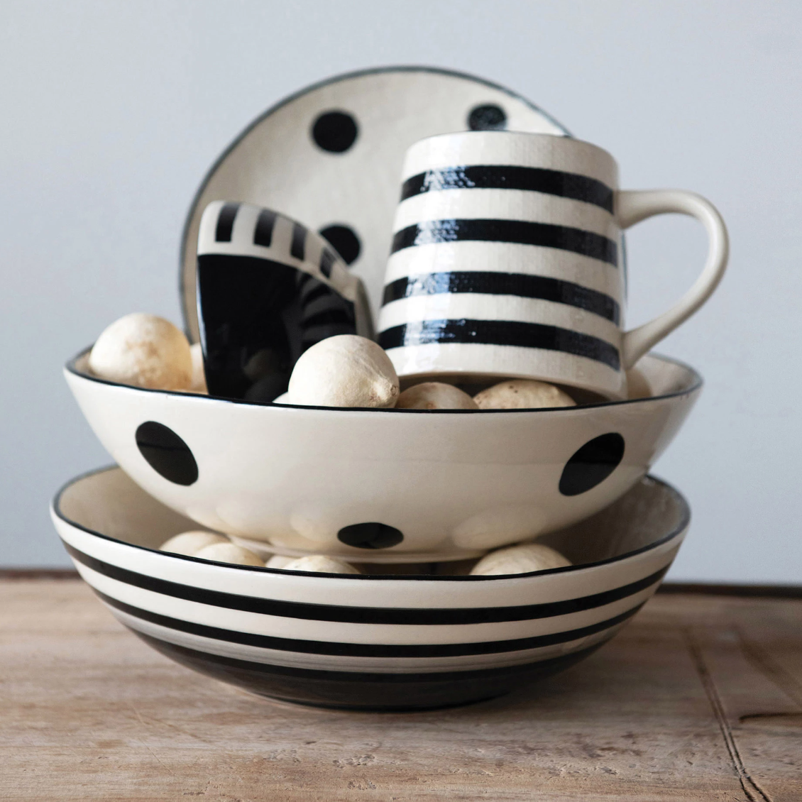 Hand-Painted Stoneware Linen Mug