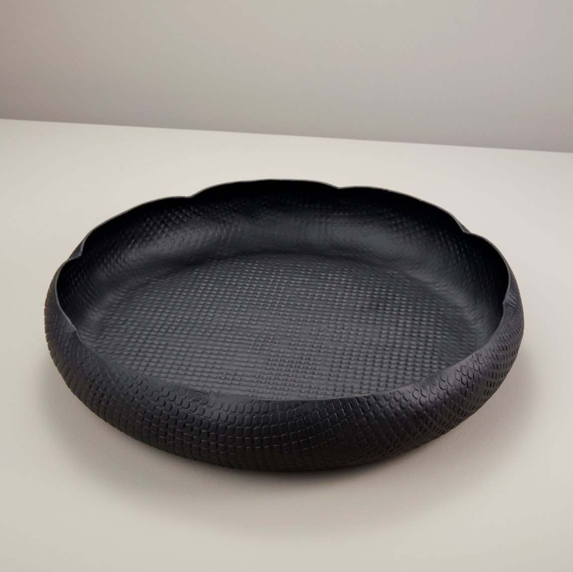 Black Aluminum Crosshatch Low Bowl