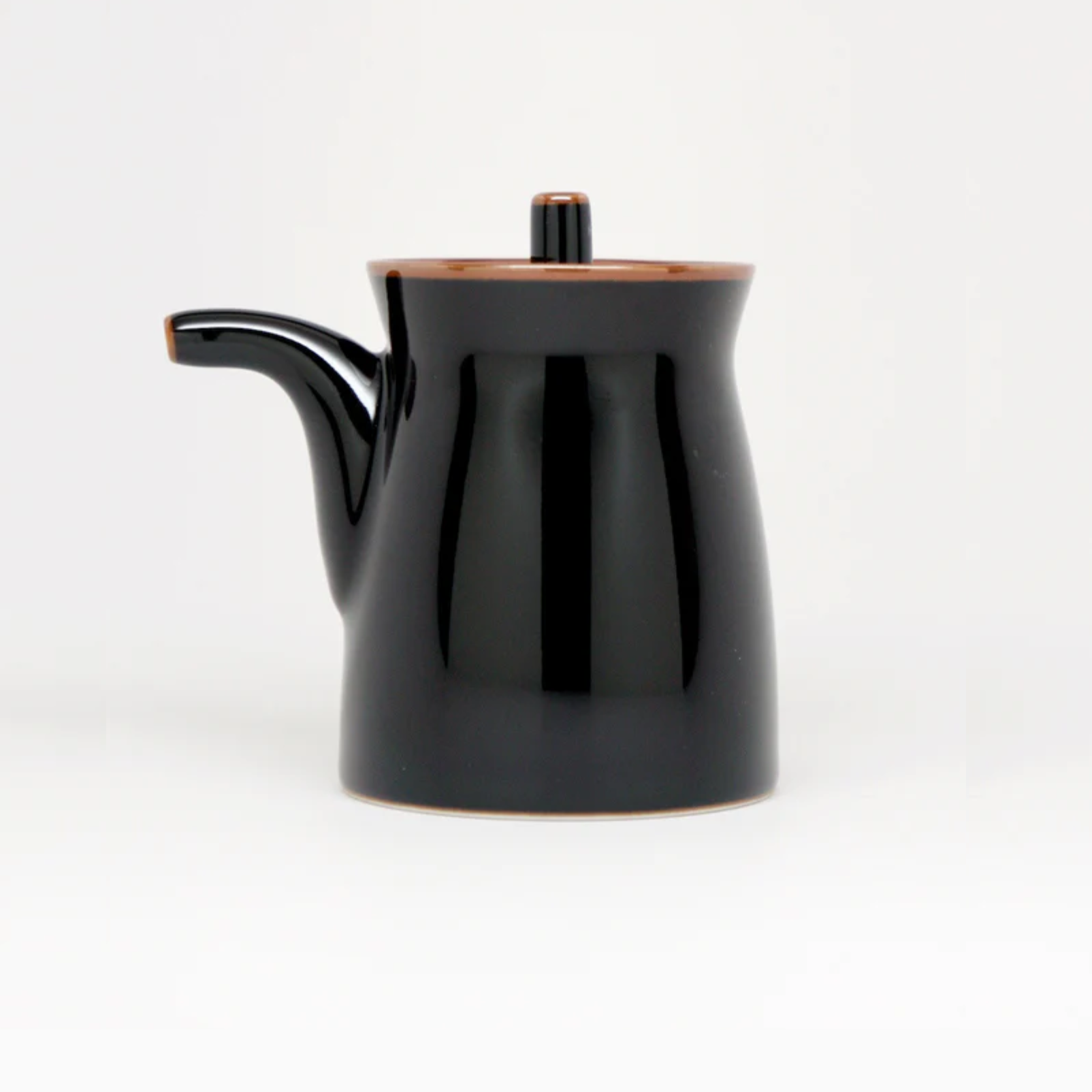 Hakusan Soy Pot, Black