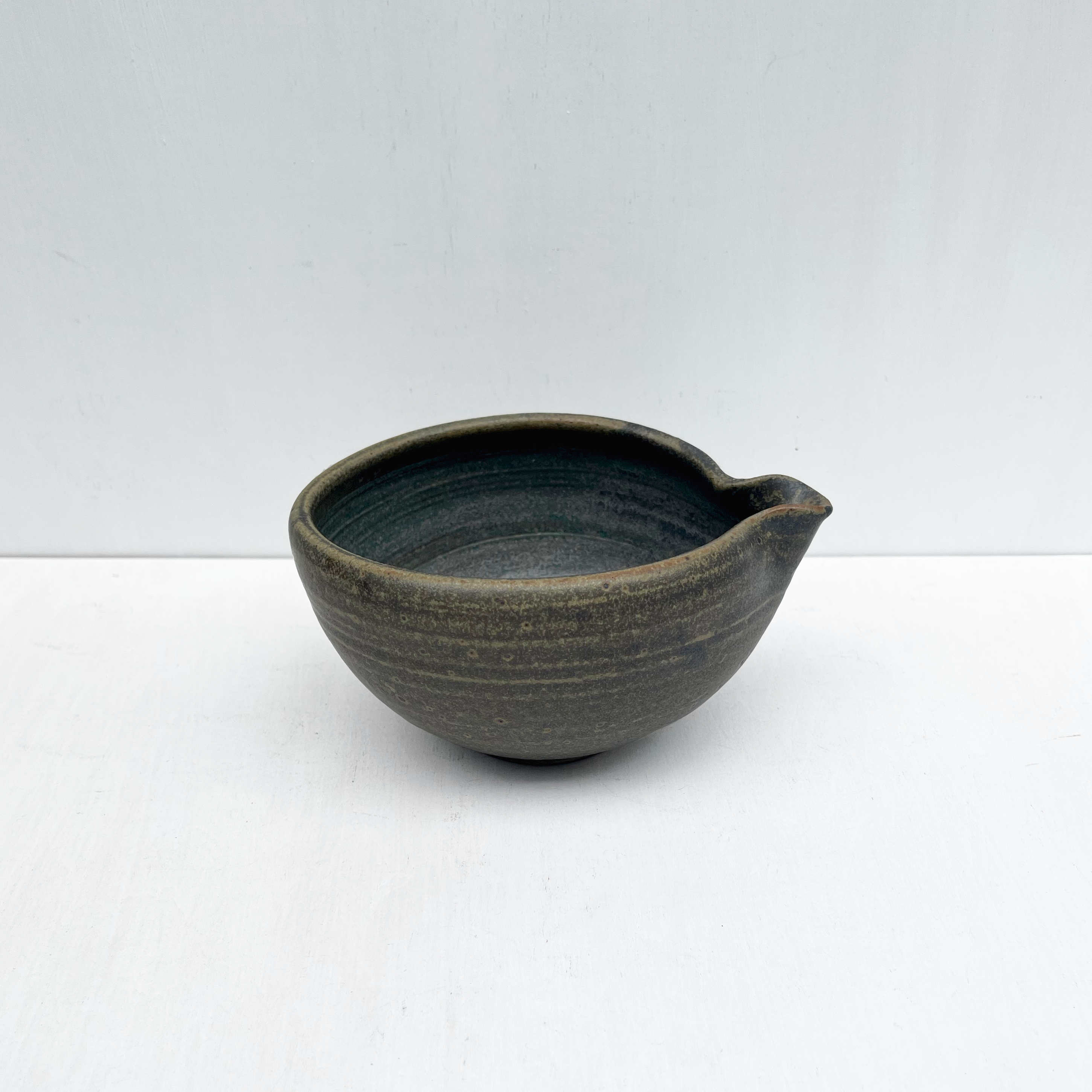 Swirl Matcha Bowl, Charcoal