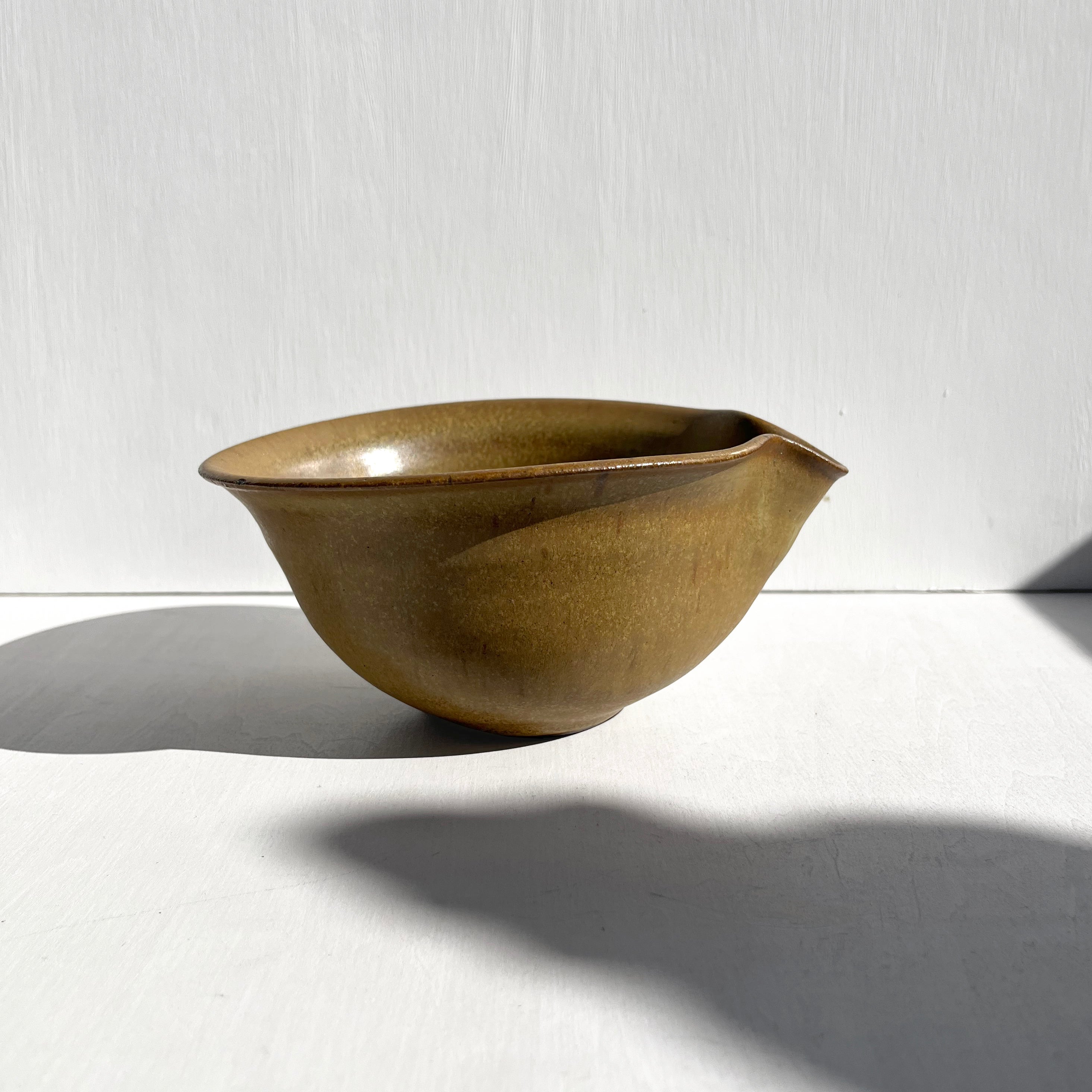 Natural Matcha Bowl with Spout