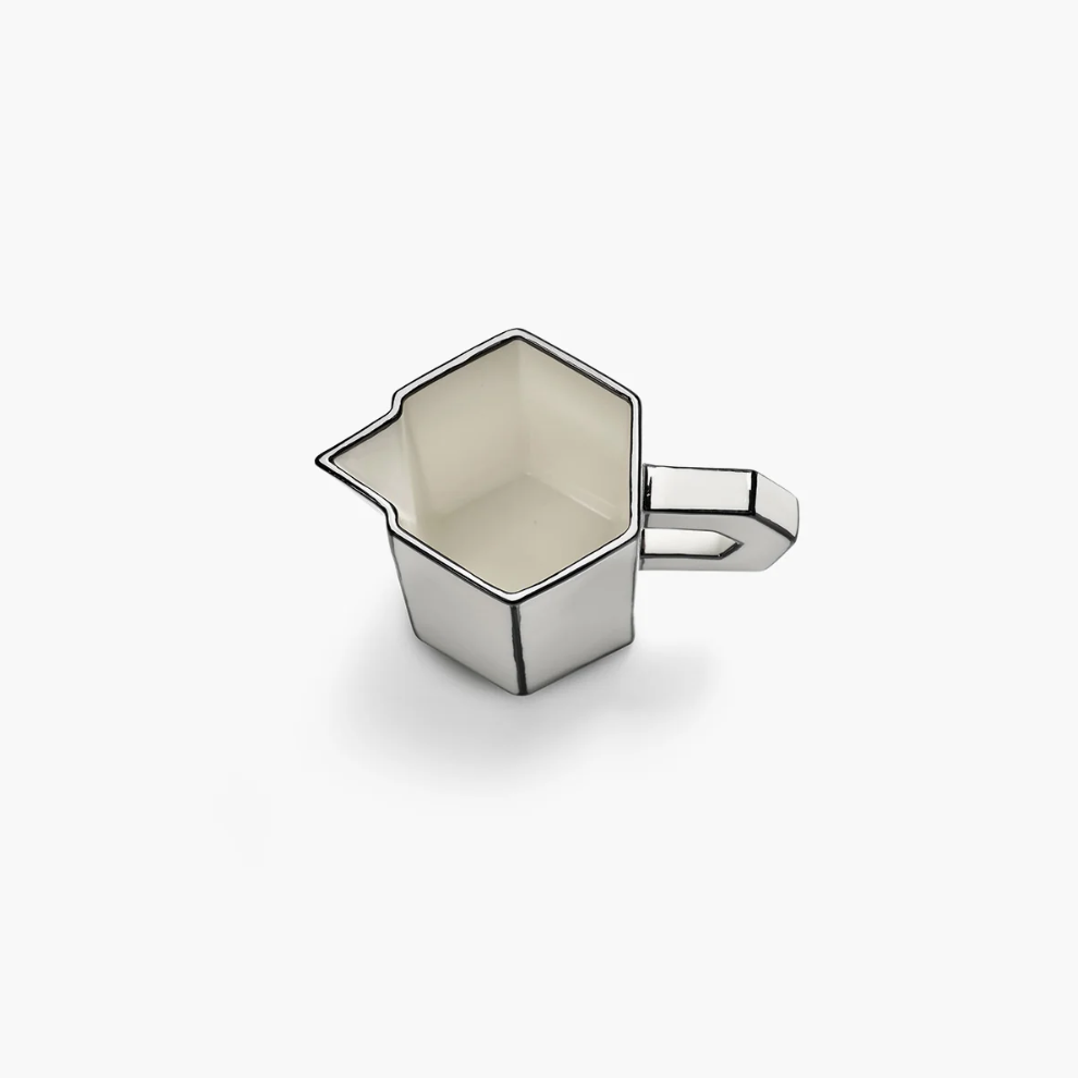 Outline Creamer