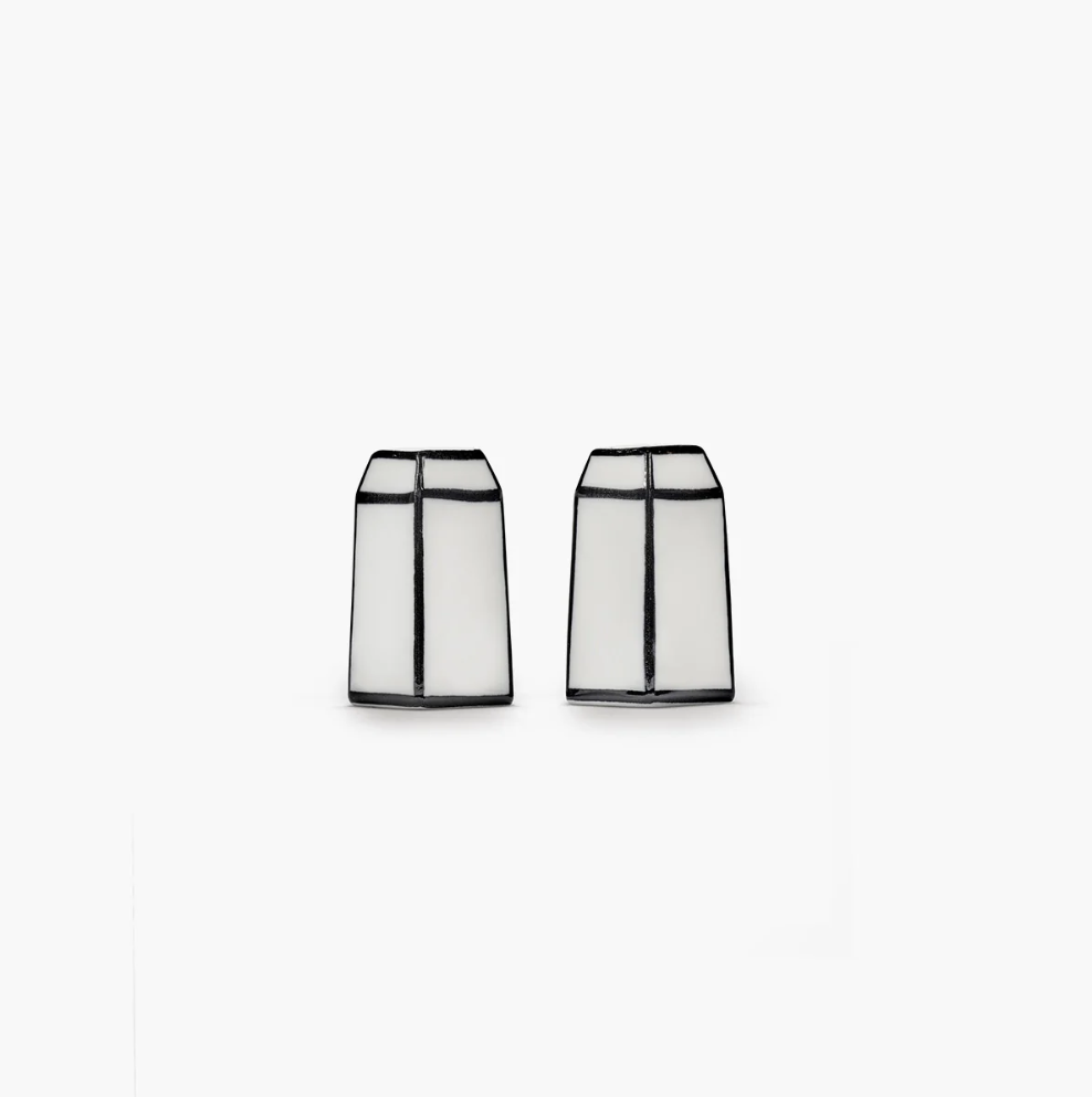 Outline Salt & Pepper Shakers