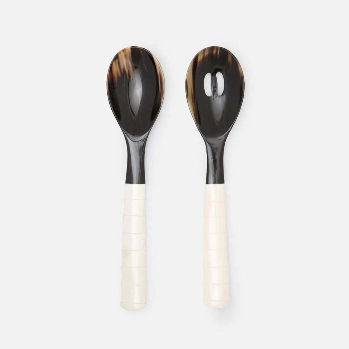 Serving Set in Horn and Bone