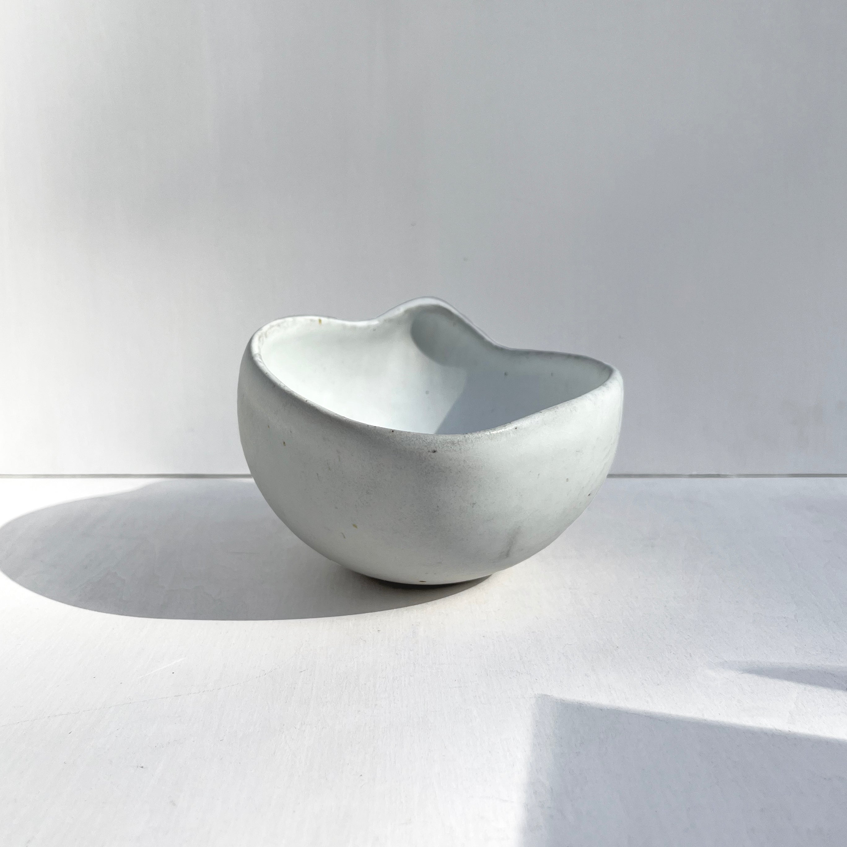White Shell Bowl, Narrow