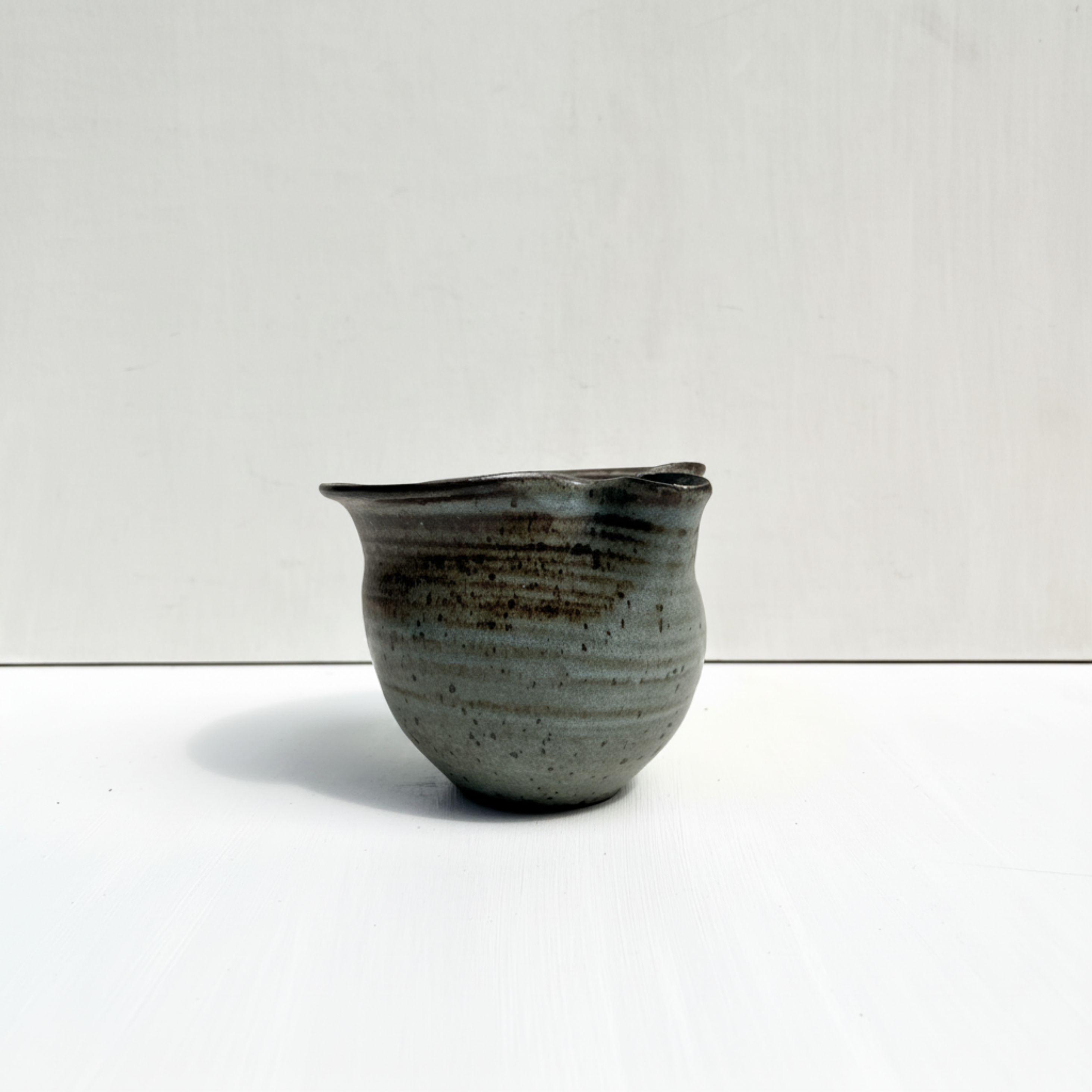 Blue Swirl Matcha Bowl with Spout