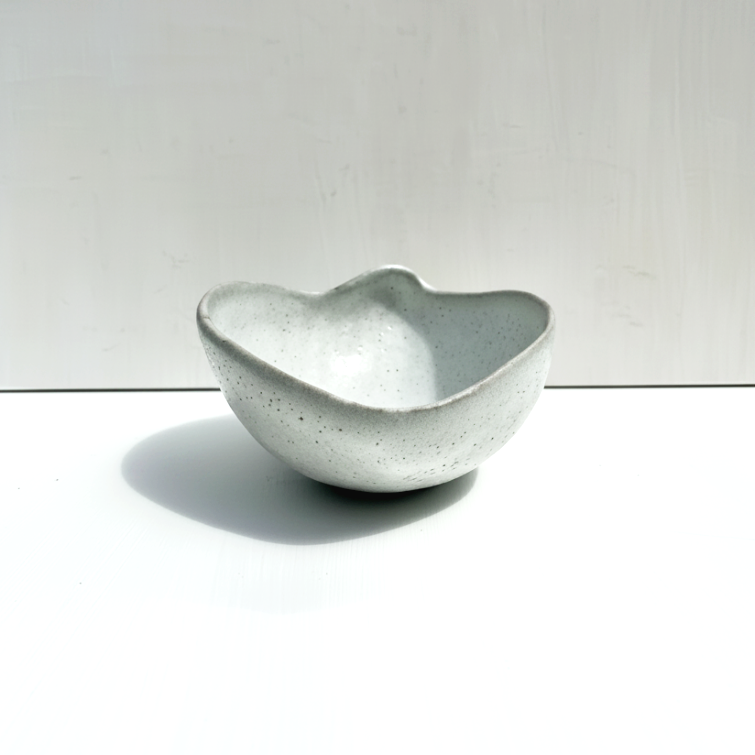 White Shell Gloss Bowl, Medium