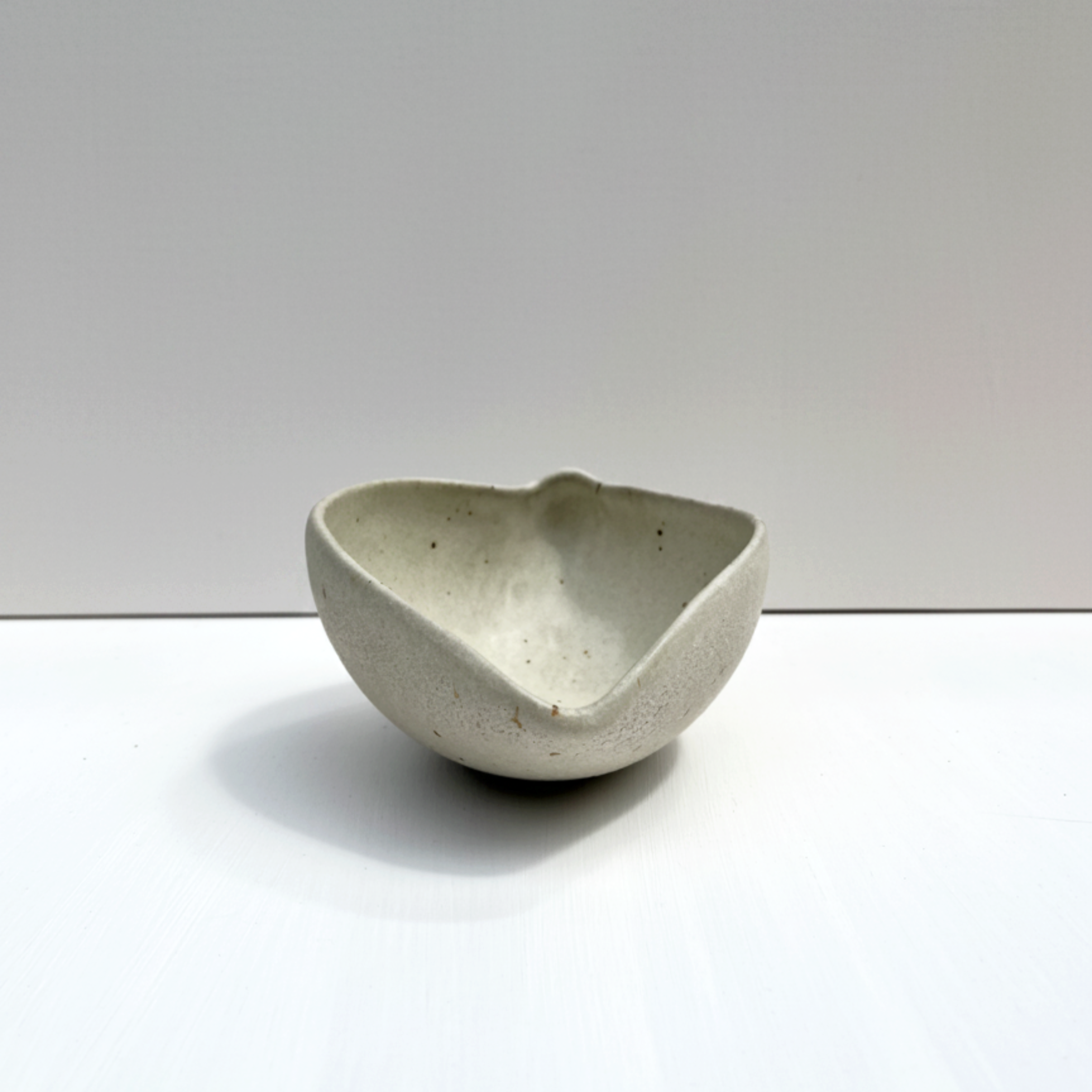 White Textured Shell Bowl, Medium